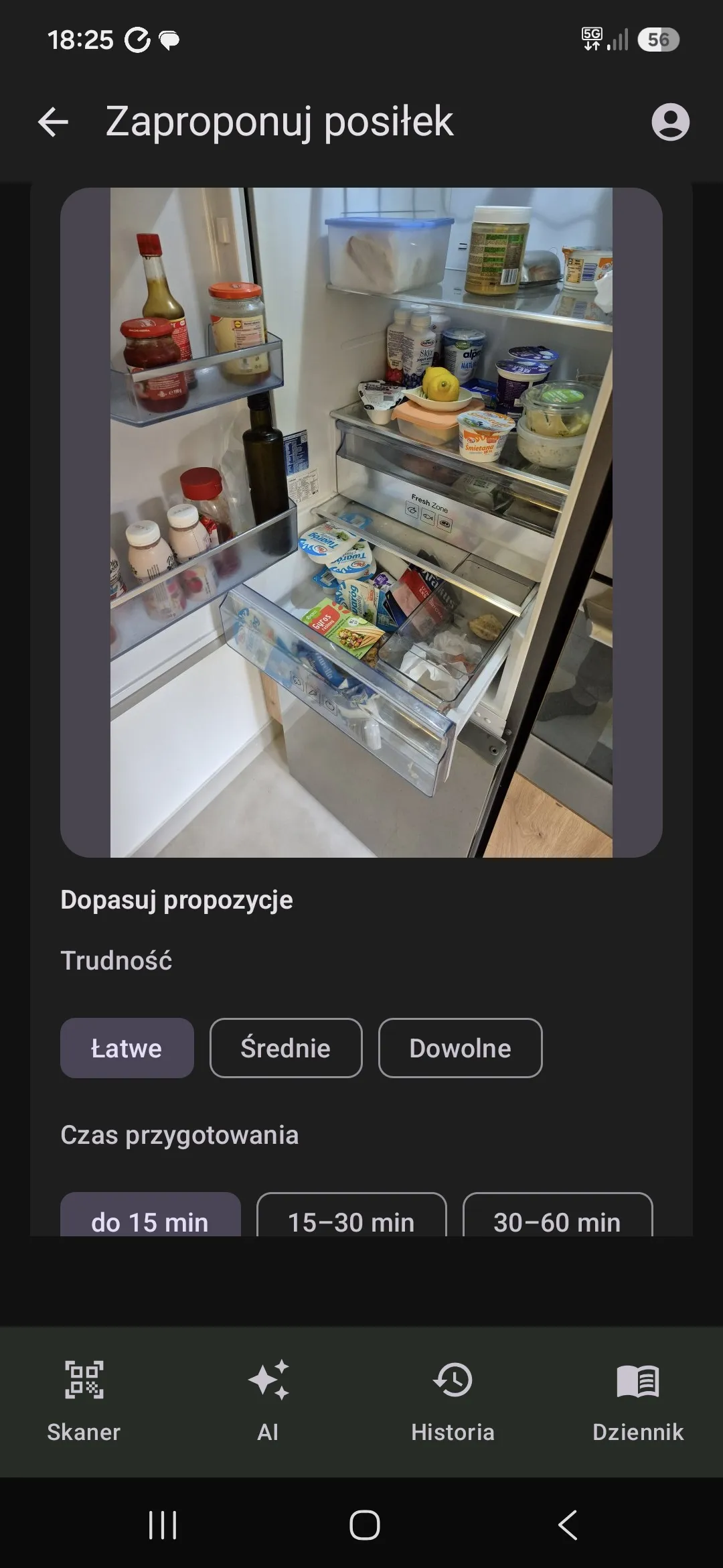 Ekran Zaproponuj posiłek ze zdjęciem lodówki w aplikacji Oko na skład